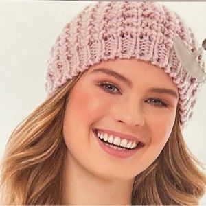 Knitted Beanie Light Pink NWT
